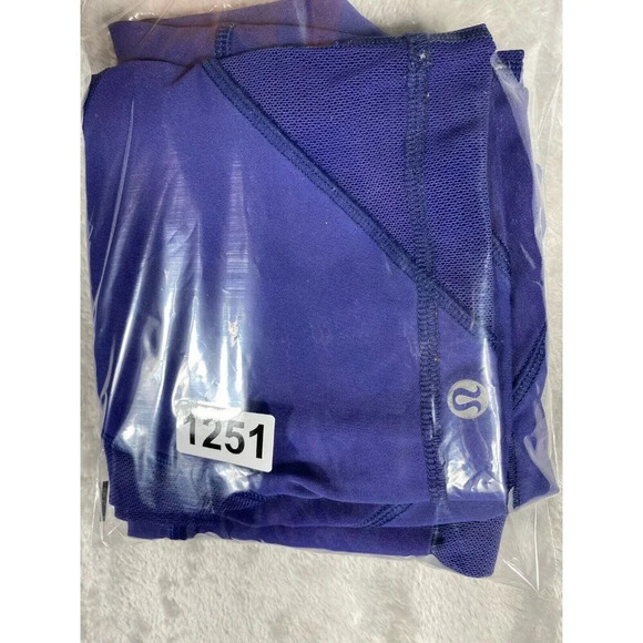 LULULEMON Purple Cropped Capri Leggings Size 8 - Picture 11 of 11
